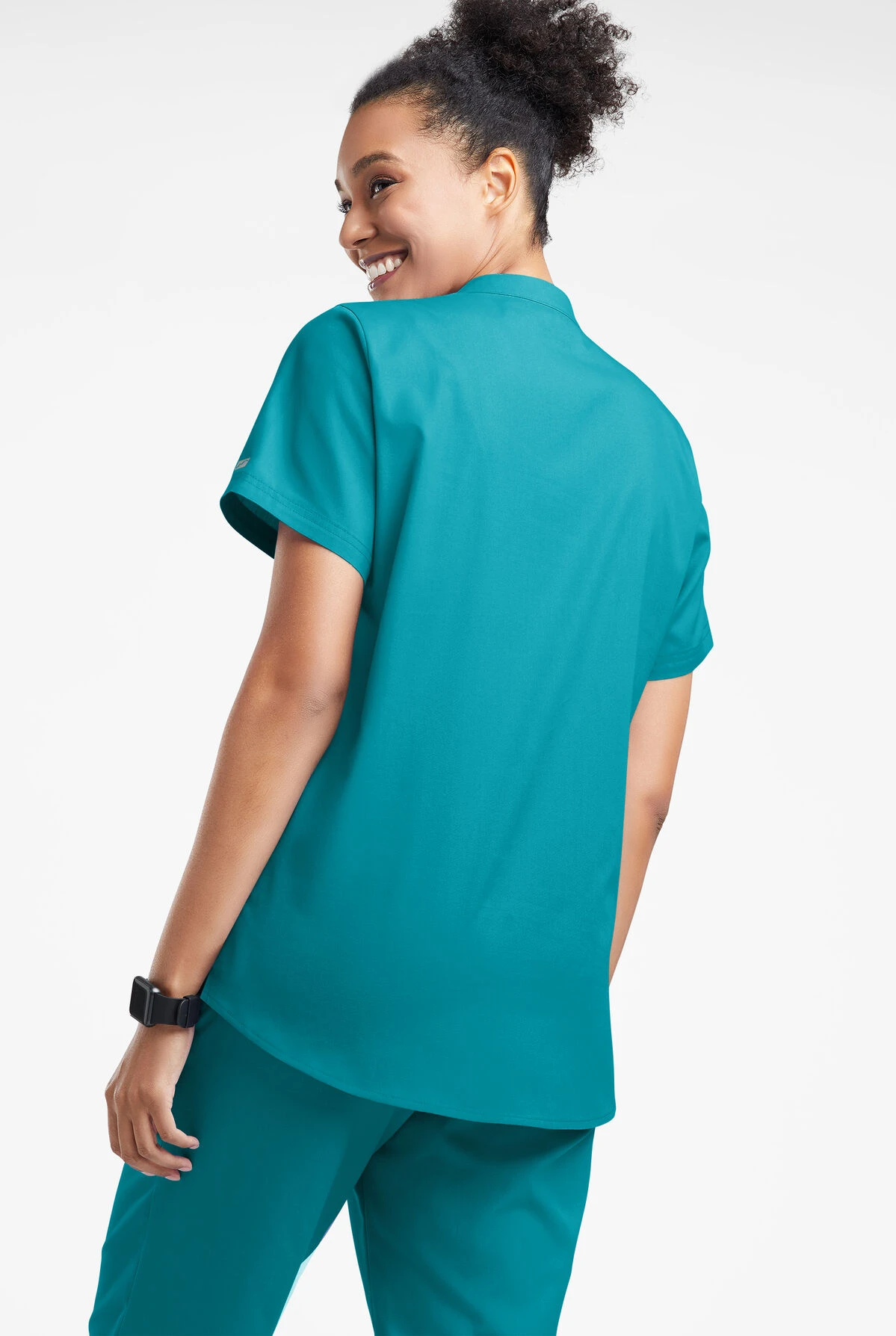 Butter-Soft Originals Women's 6-Pocket Mandarin Collar Scrub Top 5 Butter-Soft Originals Women's 6-Pocket Mandarin Collar Scrub Top - Image 3