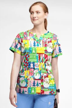 Butter-Soft Joyful Snowman Grass Green Women’s 4-Pocket V Notch-Neck Printed Scrub Top 6 Butter-Soft Joyful Snowman Grass Green Women’s 4-Pocket V Notch-Neck Printed Scrub Top -Fashion Clothing TS1531JSGG 2 S