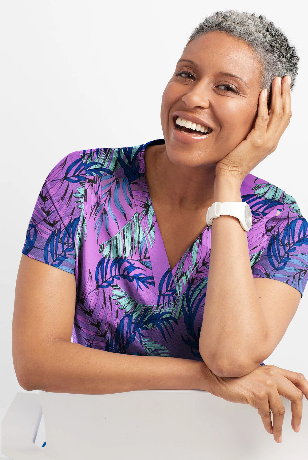 UA Butter-Soft STRETCH Palm Fronds Aqua Moon Women's 1-Pocket V-Neck Print Scrub Top 5 UA Butter-Soft STRETCH Palm Fronds Aqua Moon Women's 1-Pocket V-Neck Print Scrub Top - Image 3