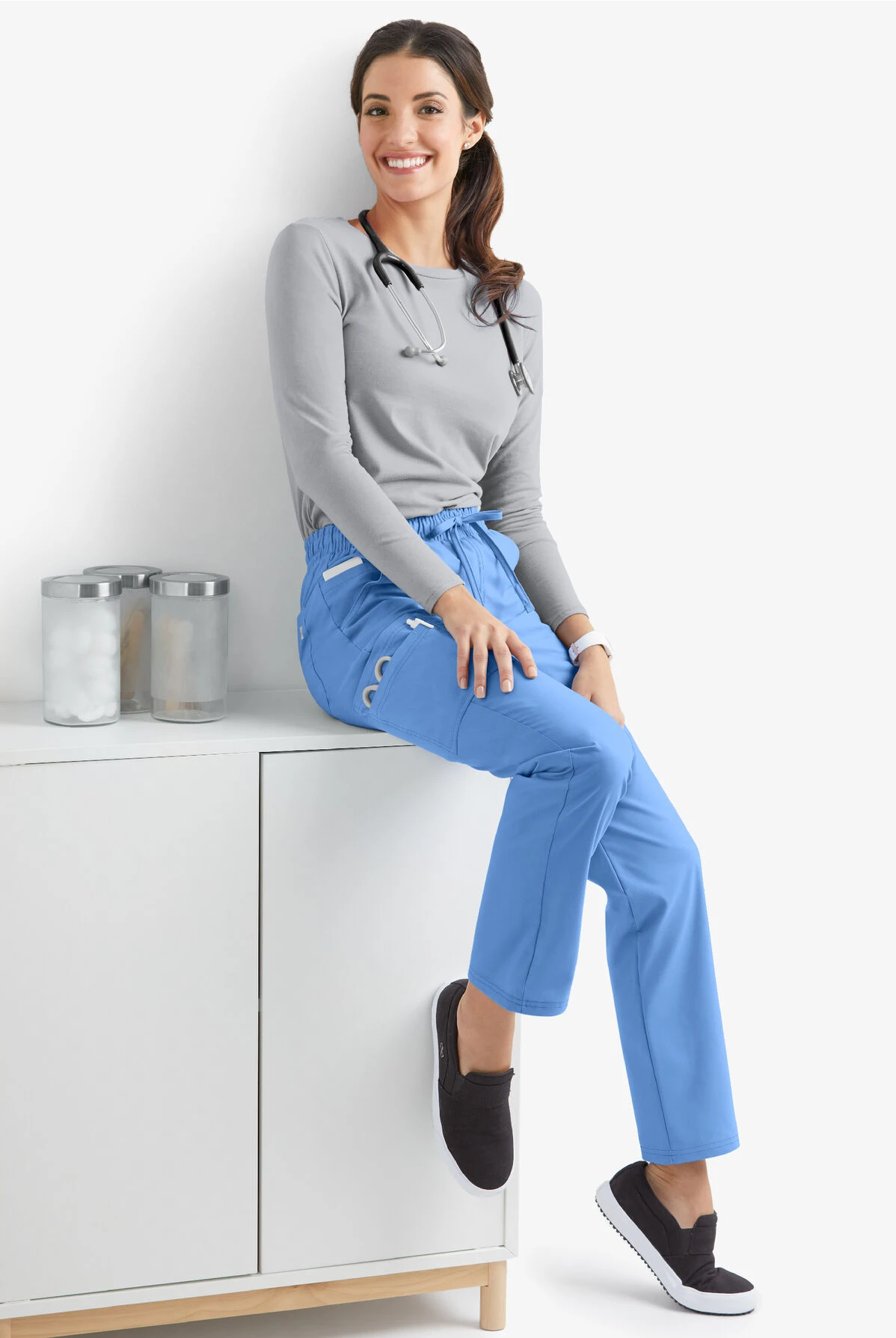 Butter-Soft Core By UA™ Women's 8-Pocket Tapered Leg Scrub Pants - Petite 4 Butter-Soft Core By UA™ Women's 8-Pocket Tapered Leg Scrub Pants - Petite - Image 2